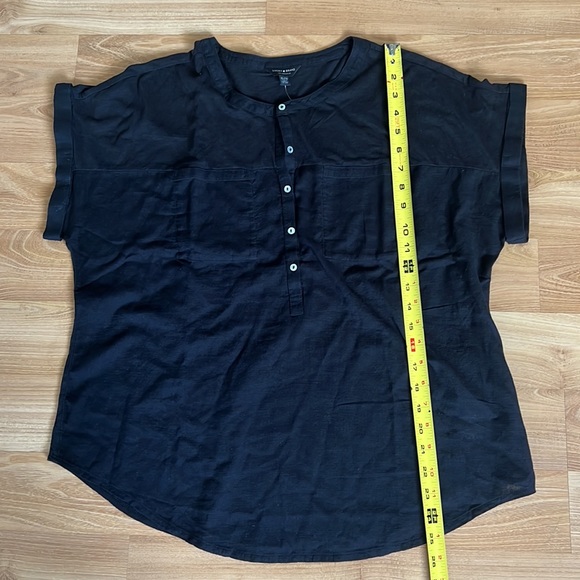 Lucky Brand Black Top - Picture 7 of 17